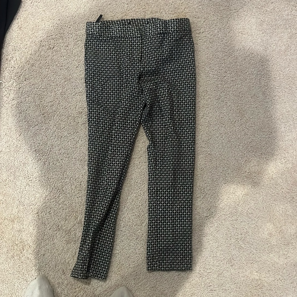 Ankle cut business casual pants. Banana republic size 4.